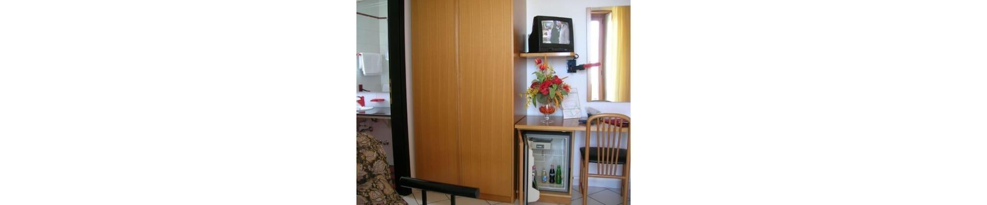 Hotel Lo Smeraldo Cisternino Kültér fotó